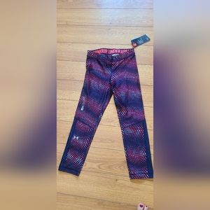 Under Armour compression crops size small